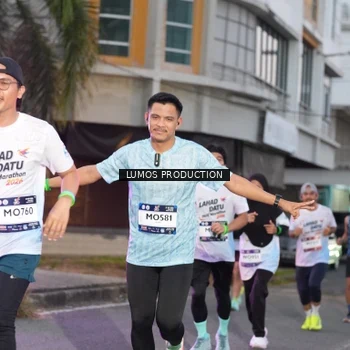 Runner Photo 7990805