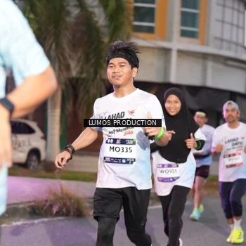 Runner Photo 7990810