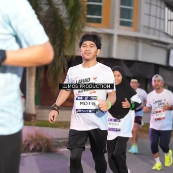 Runner Photo 7990814