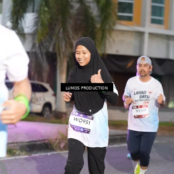 Runner Photo 7990822