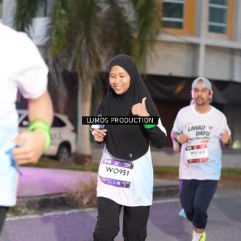 Runner Photo 7990826