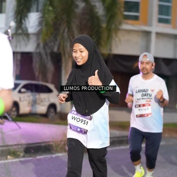 Runner Photo 7990829