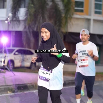 Runner Photo 7990830
