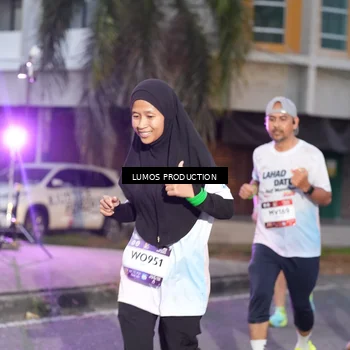 Runner Photo 7990831