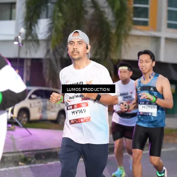 Runner Photo 7990834