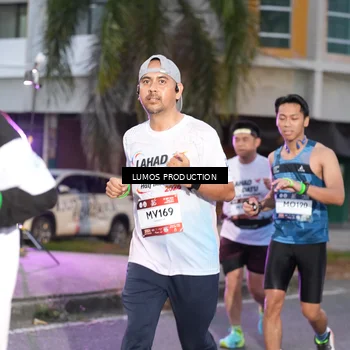 Runner Photo 7990837