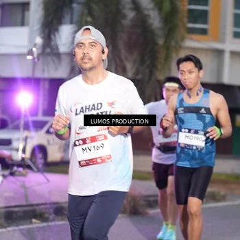 Runner Photo 7990841