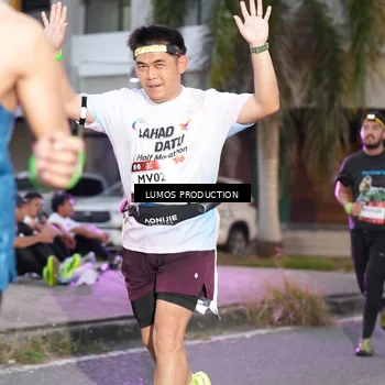 Runner Photo 7990850