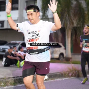 Runner Photo 7990856