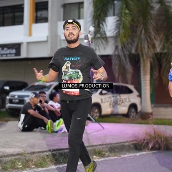 Runner Photo 7990859
