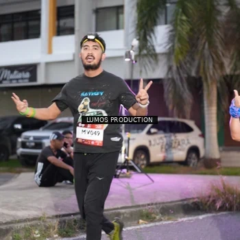 Runner Photo 7990862