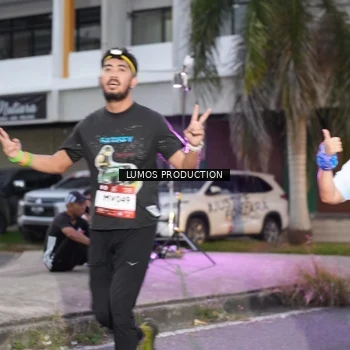 Runner Photo 7990868