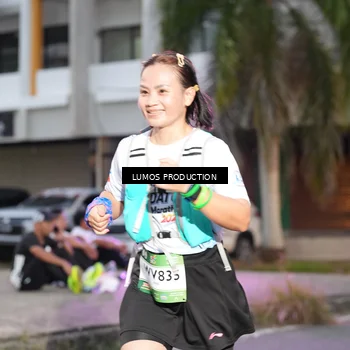 Runner Photo 7990875