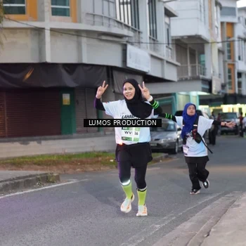 Runner Photo 7990938