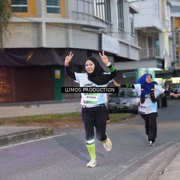 Runner Photo 7990939