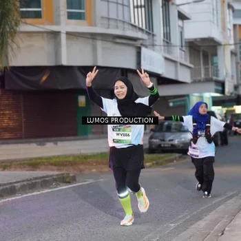 Runner Photo 7990940