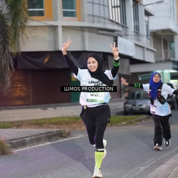 Runner Photo 7990947