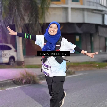 Runner Photo 7990996
