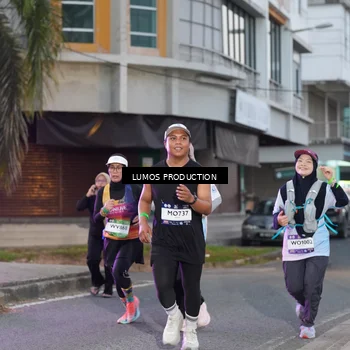 Runner Photo 7991031