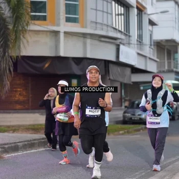 Runner Photo 7991035