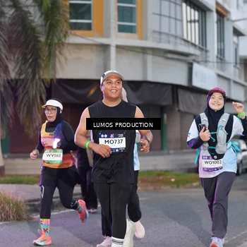 Runner Photo 7991038