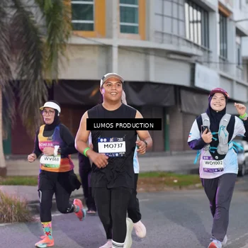 Runner Photo 7991043