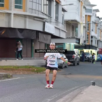 Runner Photo 7991088