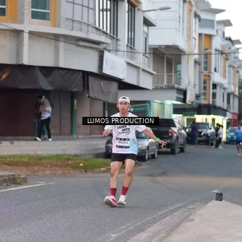 Runner Photo 7991089