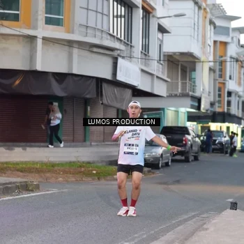 Runner Photo 7991091