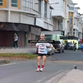Runner Photo 7991092