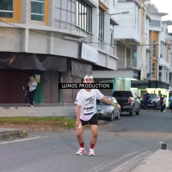 Runner Photo 7991107