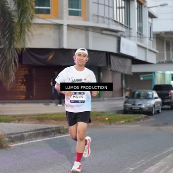 Runner Photo 7991113