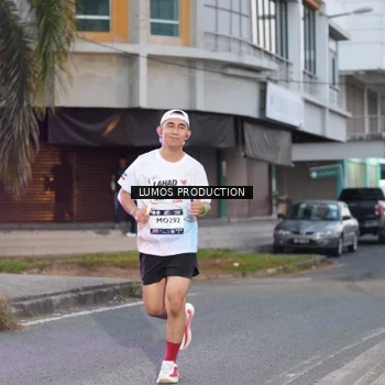 Runner Photo 7991117