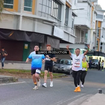 Runner Photo 7991124