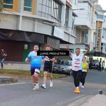 Runner Photo 7991125