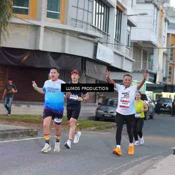 Runner Photo 7991128