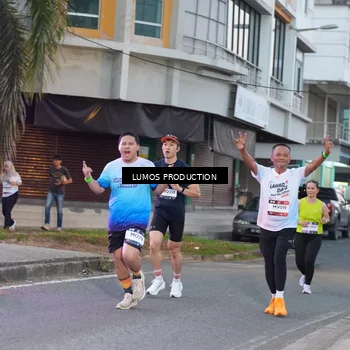 Runner Photo 7991135