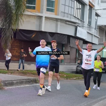 Runner Photo 7991140