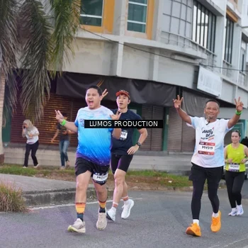 Runner Photo 7991150