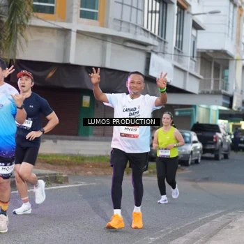 Runner Photo 7991161