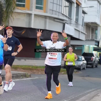 Runner Photo 7991170
