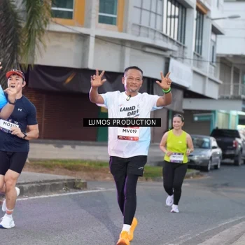 Runner Photo 7991171