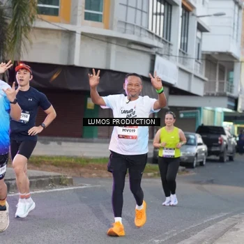 Runner Photo 7991179
