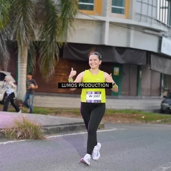 Runner Photo 7991196