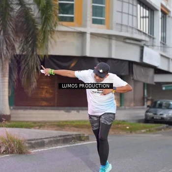 Runner Photo 7991275