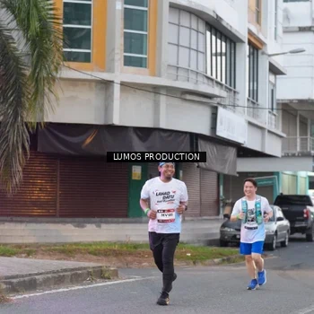 Runner Photo 7991300