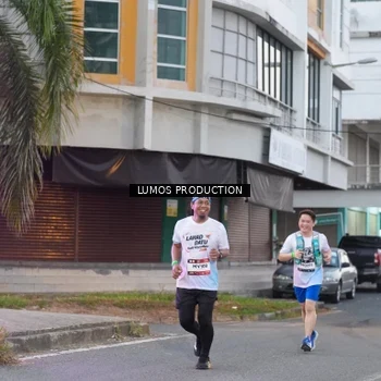 Runner Photo 7991301