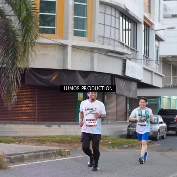 Runner Photo 7991303