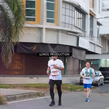 Runner Photo 7991306