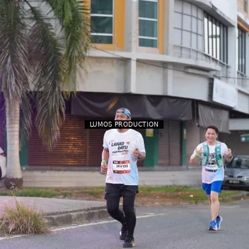 Runner Photo 7991312